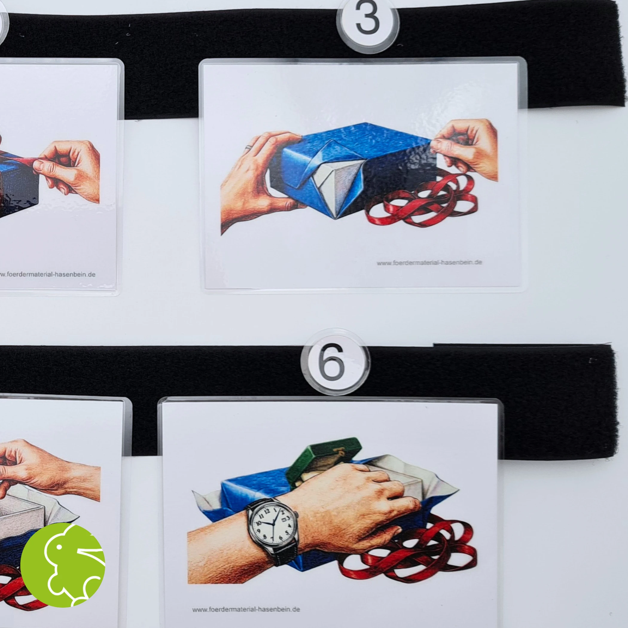 Bilderfolge "Geschenk auspacken"