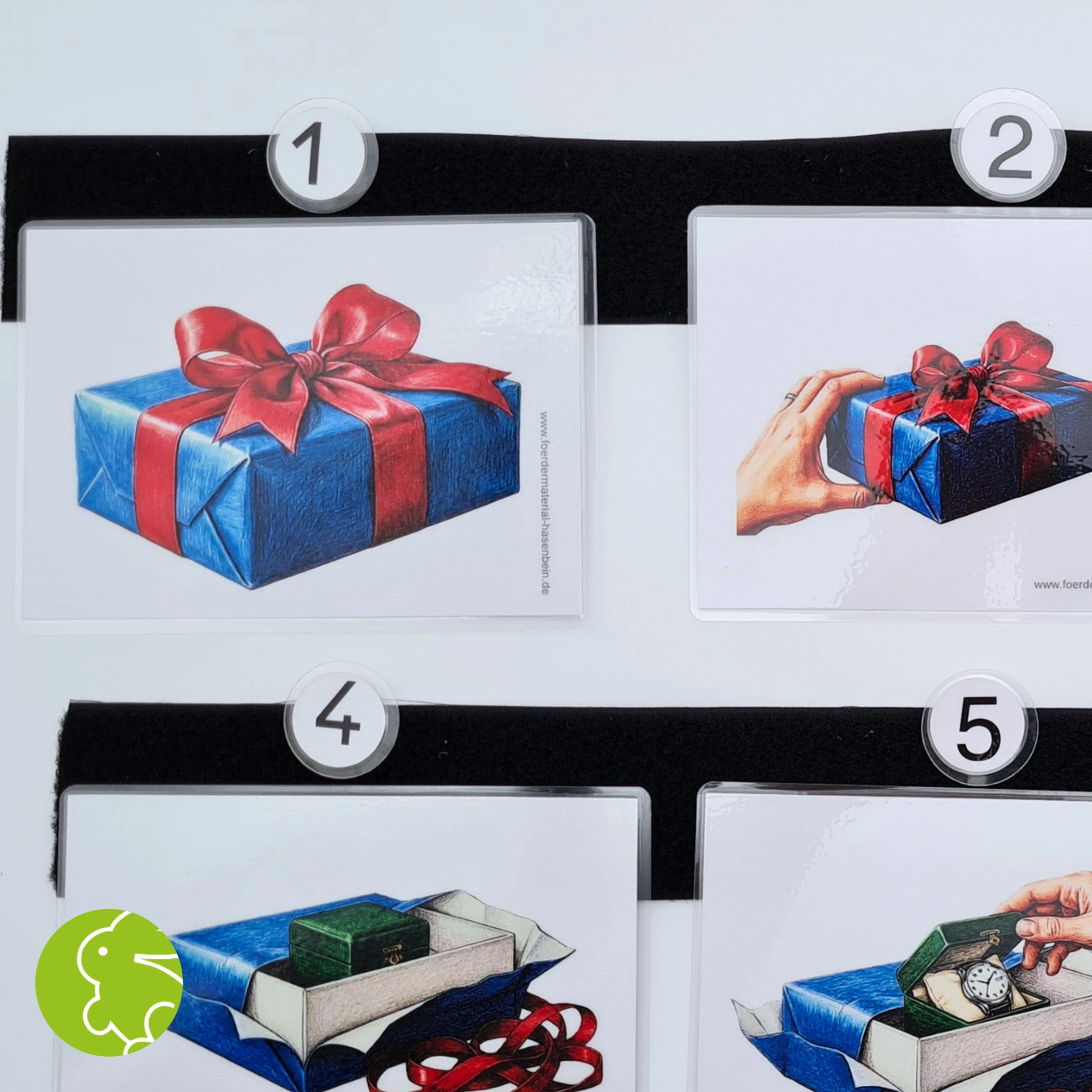 Bilderfolge "Geschenk auspacken"